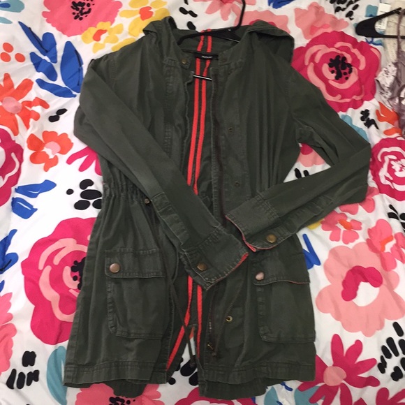 Army Green Anorak Jacket - Picture 2 of 3